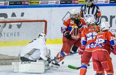 Bytomscy hokeiści i hokeistki gromią rywali